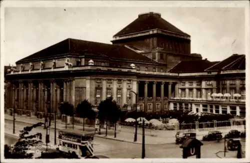 Ak Berlin Charlottenburg, Städtische Oper, Bismarckstraße 34, Bus, Reklame Chlorodont