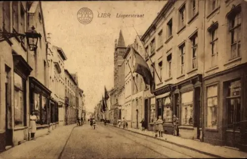 Ak Lier Lierre Flandern Antwerpen, Straße mit Häusern, Flaggen, Menschen,  Architektur