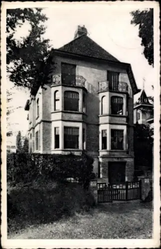 Ak Linkebeek Flämisch Brabant, Wohnhaus, zwei Etagen, Balkone, Garten, Zaun