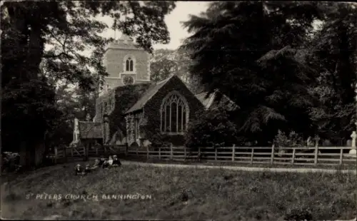 Foto Ak Bennington Hertfordshire England, St. Peters Church