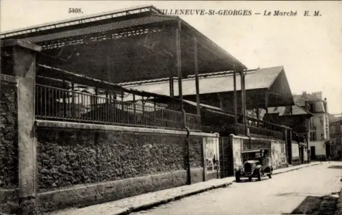 Ak Villeneuve Saint Georges Val de Marne, Le Marché, voiture