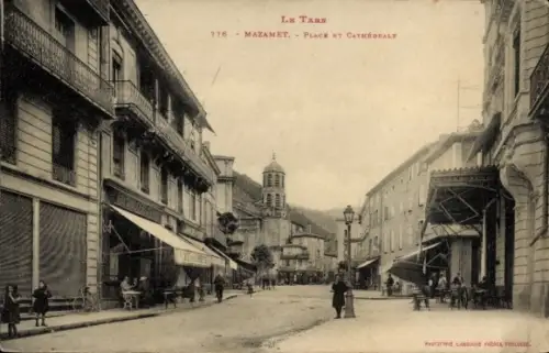 Ak Mazamet Tarn, Straße mit Gebäuden, Platz, Kathedrale, Beschriftung in Französisch