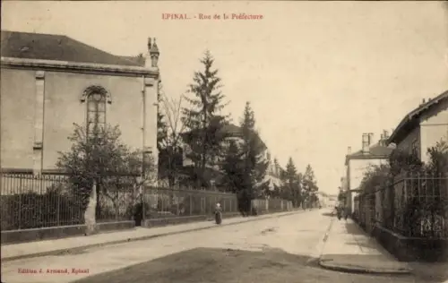 Ak Épinal Lothringen Vosges, Rue de la Prefecture