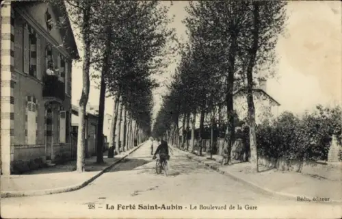 Ak La Ferté Saint Aubin Loiret, Le Boulevard de la Gare