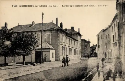 Ak Monistrol sur Loire Haute Loire, Le Groupe Scolaire