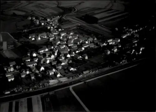 Ak Asbach im Westerwald, 黑白航拍照片，显示了德国黑森州小镇阿斯巴赫的景象。