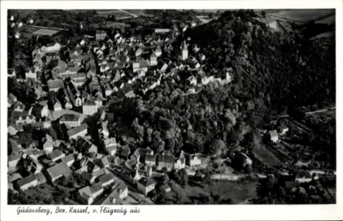 Ak Gudensberg in Hessen, Luftaufnahme von  Bez. Kassel