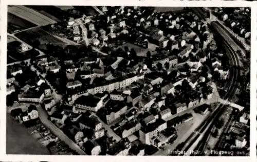 Ak Triebes in Thüringen, Luftaufnahme von  Häuseransicht, 1930