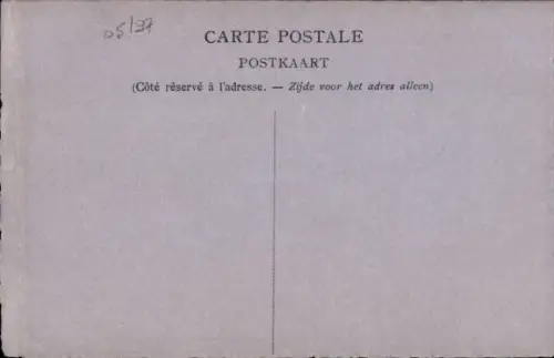 Ak Gemaltes Porträt einer Frau, Hut, Mantel