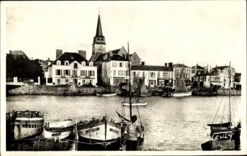 Ak Saint Gilles sur Vie Vendée, Hafen