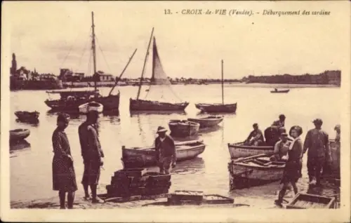 Ak Croix de Vie Vendée, Debarquement des Sardine