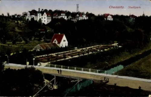 Ak Chemnitz in Sachsen, Stadtpark, Brücke, Garten, Gebäude