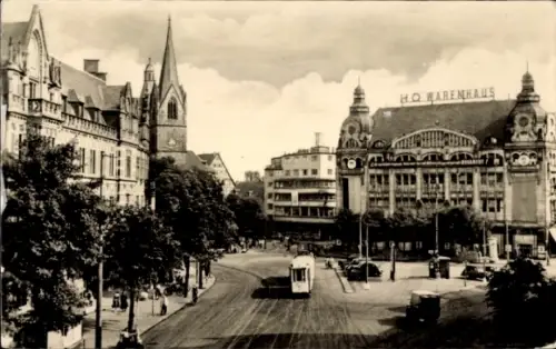 Ak Erfurt in Thüringen, Stadtansicht, HO Warenhaus, Tram,  Architektur