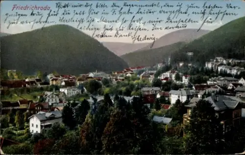 Ak Friedrichroda im Thüringer Wald, Panoramaansicht, Berge, Häuser, Bäume,  von Hedwig