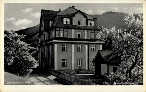 Ak Leutenberg in Thüringen, Gebäude