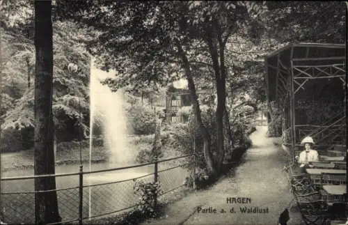 Ak Hagen in Westfalen,  Partie a. d. Waldlust, Parklandschaft, Weg, Brunnen, Pavillon