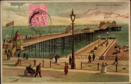 Ak Brighton East Sussex England, Marine Palace Pier,  Menschen, Spaziergänger, Laternen, Meer
