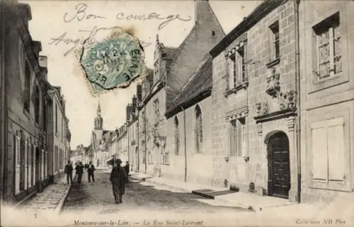 Ak Montoire sur le Loir Loir et Cher, La Rue Saint Laurent