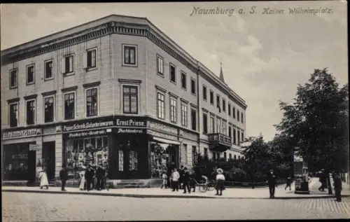 Ak Naumburg an der Saale, Kaiser Wilhelmplatz, Postkarten Centrale Ernst Priese, Friseur Otto Rauch