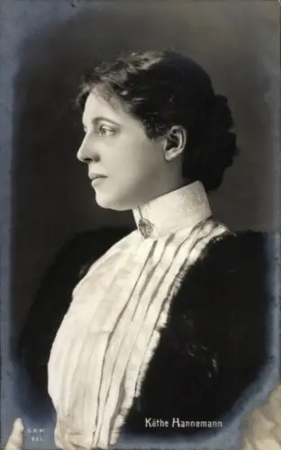 Foto Schauspielerin Käthe Hannemann, Seitenportrait