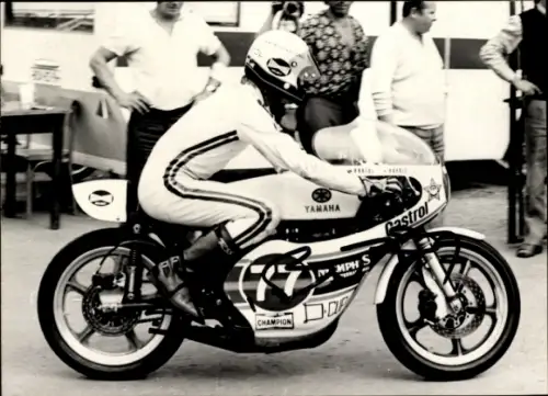 Foto Motorrennsport, Motorradrennfahrer, Bartol, Motorrad Yamaha