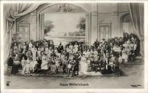 Ak Bayrische Königsfamilie, Gruppenaufnahme