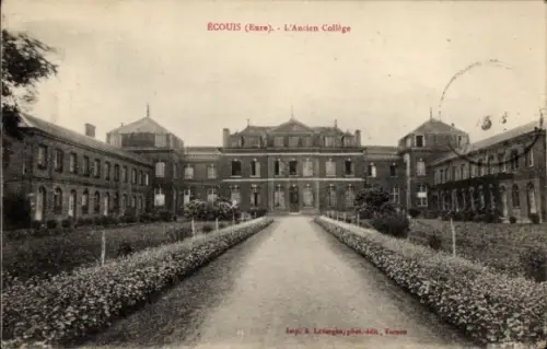 Ak Écouen Val d'Oise, Historisches Gebäude, Gartenanlage, L'Ancien Collège