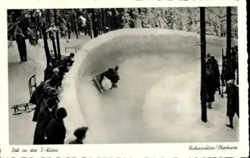 Ak Hahnenklee Bockswiese Goslar, Bob in der S Kurve, Zuschauer, Schlitten