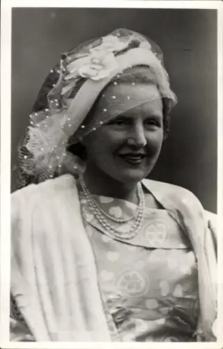 Ak Königin Juliana der Niederlande, Portrait