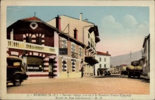 CPA Behobie Bayonne Pyrénées Atlantiques, Entrée du Pont International