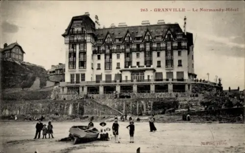 Ak Granville Manche, Hotel Le Normandy, Strand, Menschen, Boote