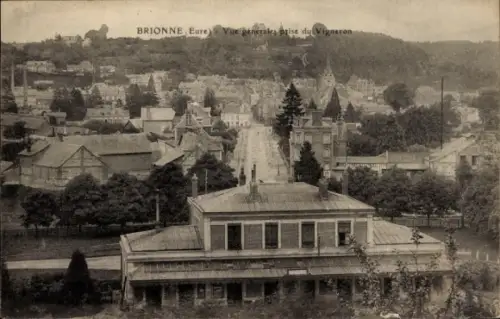 Ak Brionne Eure, Ansicht von  Vigneron, Gebäuden, Landschaft