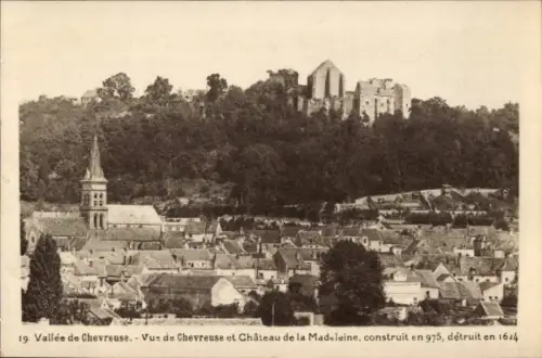 Ak Chevreuse Yvelines, Vallée de  Kirche, Château de la Madeleine,  Landschaft