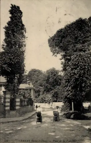 Ak Cernay Ermont Val d'Oise, Platz mit Bäumen und zwei Kinderwagen,  Straßenszene