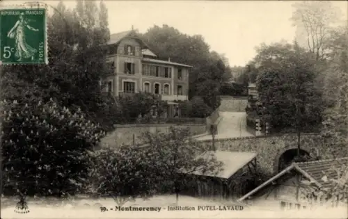 Ak Montmorency Val d’Oise, Ansicht der Institution Potel-Lavaud, elegante Bauweise, umgebende Nat