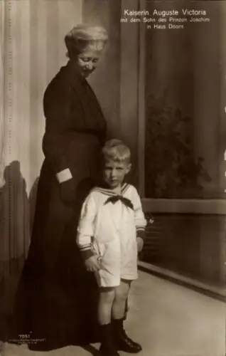 Ak Kaiserin Auguste Viktoria, Exil im Haus Doorn, Prinz Joachim, Liersch 7951