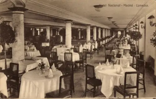 Ak Madrid Spanien, Hotel Nacional, Comedor, elegante Tische, Stühle, Säulen, Restaurant