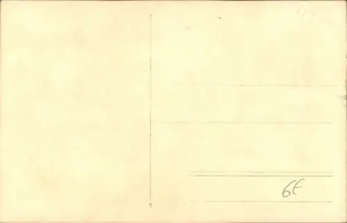 Foto Ak Porträt einer Frau mit Sektflasche