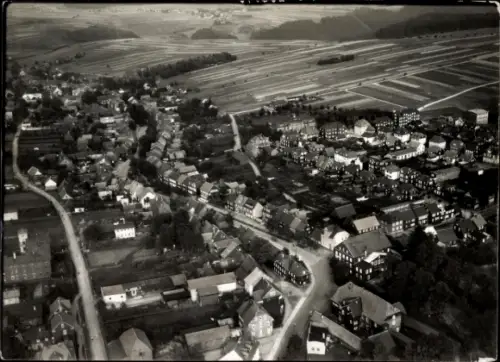 Ak Großbreitenbach in Thüringen, Fliegeraufnahme