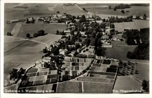 Ak Wasserburg am Inn Oberbayern, zeigt ein schwarz-weiß Luftbild von Gabersee bei Wasserburg a...