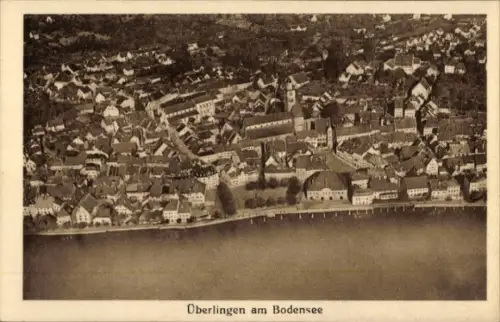 Ak Überlingen am Bodensee, Luftaufnahme von Überlingen, Stadtansicht, Bodensee