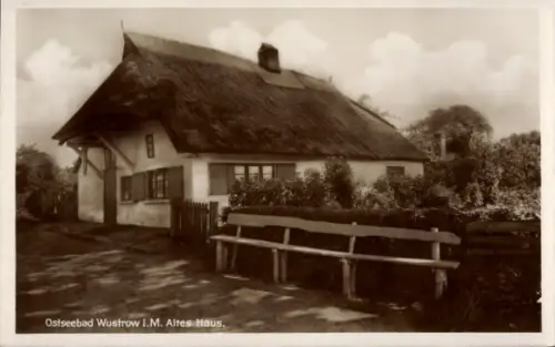 Ak Ostseebad Wustrow Fischland, Altes Haus