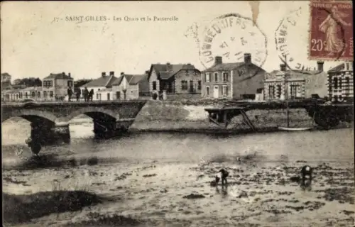 Ak Saint Gilles sur Vie Vendée, Quais, Passerelle