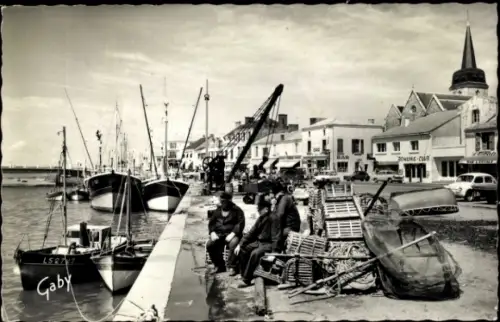 Ak Saint Gilles sur Vie Vendée, Quai du Port Fidele