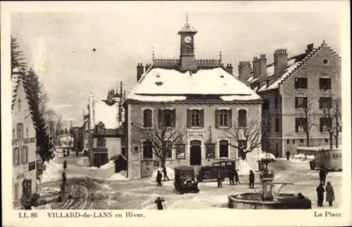 CPA Villard de Lans Isère, La Place en Hiver