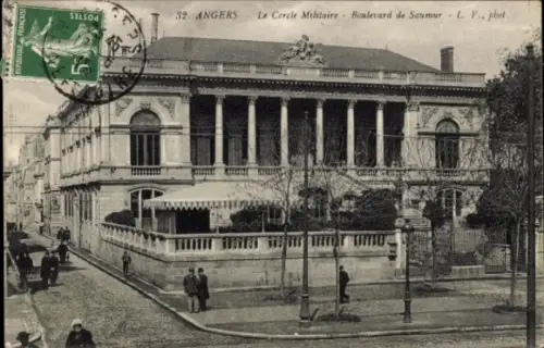 Ak Angers Maine et Loire, Cercle Militaire, Boulevard de Saumur,  Architektur, Stempel, 