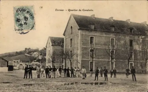 Ak Évreux Eure, Quartier de Cavalerie