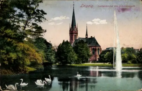 Ak Leipzig, Lutherkirche, Johannapark, Teich, Schwäne, Park