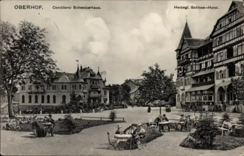 Ak Oberhof im Thüringer Wald, Cafés, Gebäude, Schloss-Hotel, Menschen, Garten