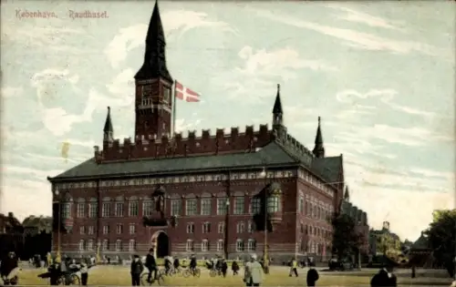 Ak København Kopenhagen Dänemark, Königliches Rathaus, dänische Flagge,  Architektur